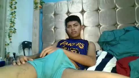 Snapshot of alexsexy1405 chatting on May 21, 2026, 3:57 am alexsexy1405 online show from May 21, 2026, 3:57 am
