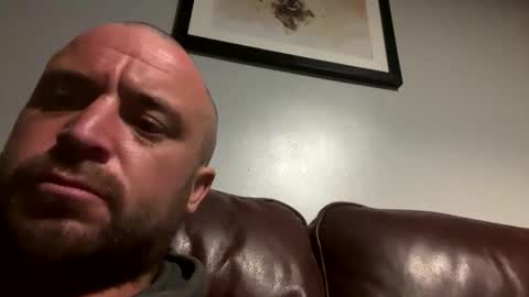 alexukyork online show from November 2, 2025, 2:14 am