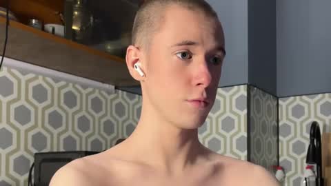 Alex online show from December 12, 2024, 9:04 pm