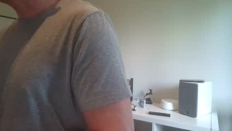 alexx99xx99 online show from June 2, 2026, 9:33 am