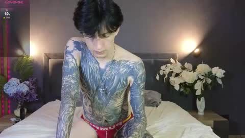 Snapshot of alexxone_ chatting on June 27, 2026, 8:19 am Alex online show from June 27, 2026, 8:19 am