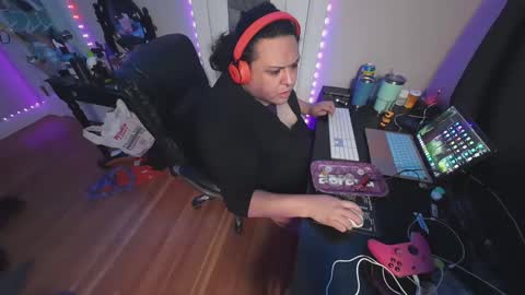 alexxxis2011x3 online show from January 22, 2025, 6:31 am