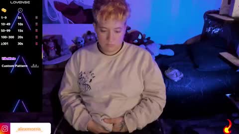 Snapshot of alexxxmorris chatting on October 14, 2025, 5:52 am ALEXXX MORRIS online show from October 14, 2025, 5:52 am