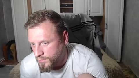 Snapshot of alexyno2020 chatting on October 23, 2025, 8:29 pm alexyno2022 ONLYFANS online show from October 23, 2025, 8:29 pm