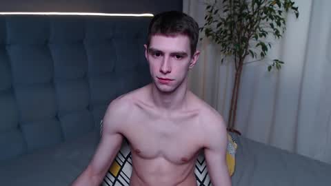 Snapshot of alfie_evanss chatting on May 13, 2026, 7:06 am Alfie online show from May 13, 2026, 7:06 am