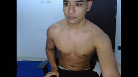 alfred_cantillo online show from July 6, 2026, 4:42 am