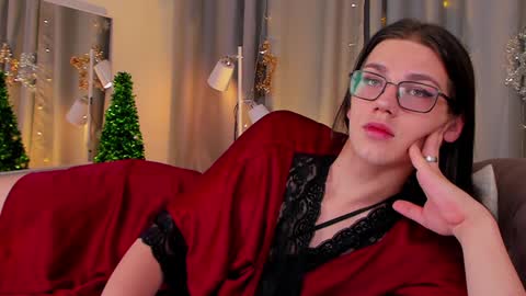 Snapshot of alfred_jones chatting on December 28, 2024, 8:58 pm Alfreda online show from December 28, 2024, 8:58 pm