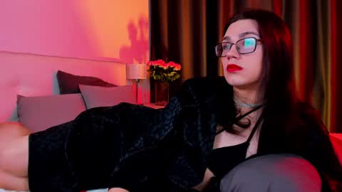 Snapshot of alfred_jones chatting on January 22, 2025, 8:49 pm Alfreda online show from January 22, 2025, 8:49 pm