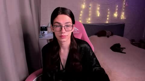 Snapshot of alfred_jones chatting on September 10, 2025, 10:15 am Alfreda online show from September 10, 2025, 10:15 am