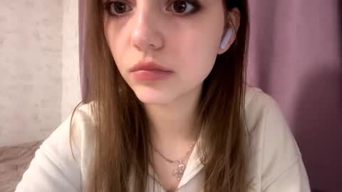 Snapshot of alfrediamordino chatting on November 25, 2025, 9:09 am Alice online show from November 25, 2025, 9:09 am