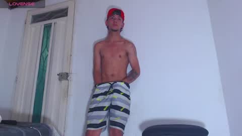 Snapshot of alfredo_rivas chatting on June 19, 2026, 3:33 am alfredo_rivas online show from June 19, 2026, 3:33 am