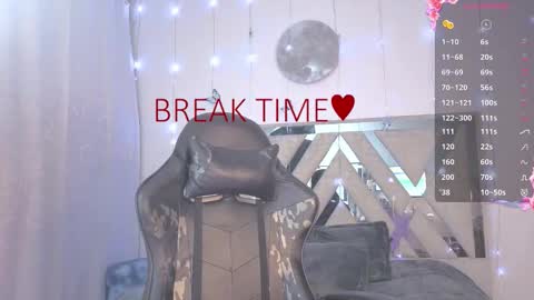 Carolina Join The Fan Club  online show from September 17, 2025, 2:02 am