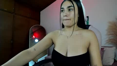 Snapshot of alheli_16 chatting on November 15, 2025, 12:23 pm Alheli online show from November 15, 2025, 12:23 pm