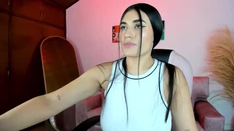 Snapshot of alheli_16 chatting on December 14, 2025, 1:27 pm Alheli online show from December 14, 2025, 1:27 pm