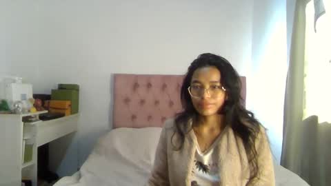 Alia      Anjali  online show from January 18, 2025, 7:04 pm