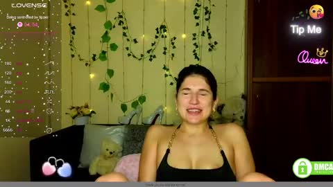 Snapshot of alianna_solo_kiss chatting on May 19, 2026, 11:27 am Alianna online show from May 19, 2026, 11:27 am