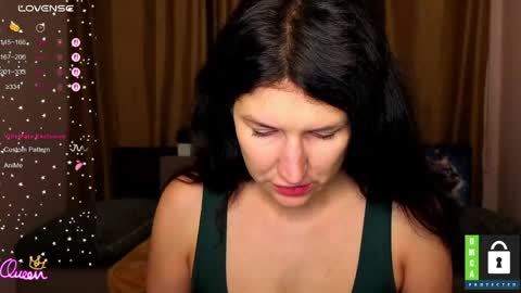 Snapshot of alianna_solo_kiss chatting on June 2, 2026, 5:20 am Alianna online show from June 2, 2026, 5:20 am