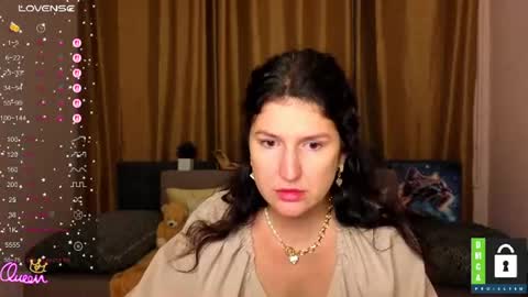 Snapshot of alianna_solo_kiss chatting on June 9, 2026, 5:19 am Alianna online show from June 9, 2026, 5:19 am