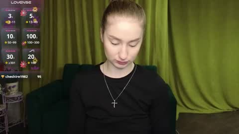 Snapshot of alicafoxis chatting on May 25, 2026, 5:41 pm Alica online show from May 25, 2026, 5:41 pm