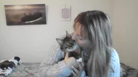 Snapshot of alice8363 chatting on January 4, 2025, 8:49 am Alice online show from January 4, 2025, 8:49 am