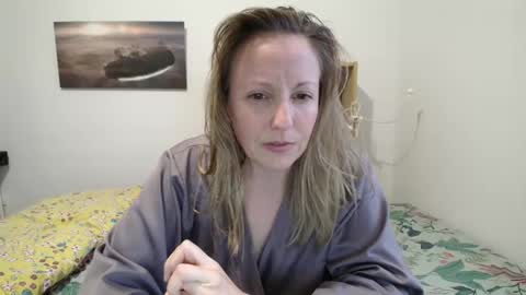 Snapshot of alice8363 chatting on March 5, 2025, 5:29 pm Alice online show from March 5, 2025, 5:29 pm