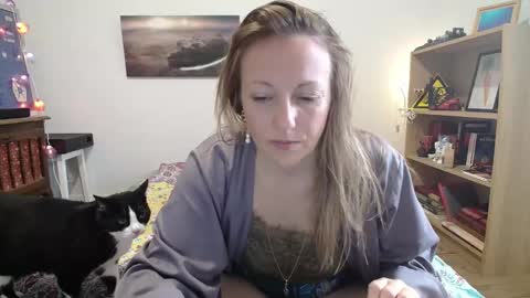 Snapshot of alice8363 chatting on October 23, 2025, 7:51 am Alice online show from October 23, 2025, 7:51 am