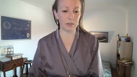 Snapshot of alice8363 chatting on November 12, 2025, 7:53 am Alice online show from November 12, 2025, 7:53 am