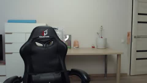 Alice online show from July 12, 2026, 8:49 am
