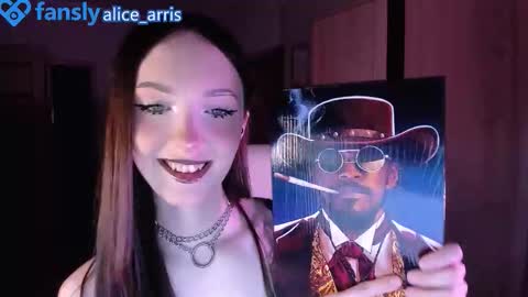 Alice Aris online show from October 11, 2025, 7:01 pm