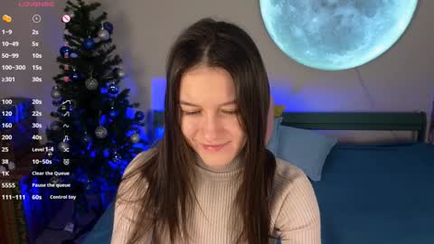 Snapshot of alice__grace_ chatting on December 27, 2024, 9:43 pm your Alice online show from December 27, 2024, 9:43 pm