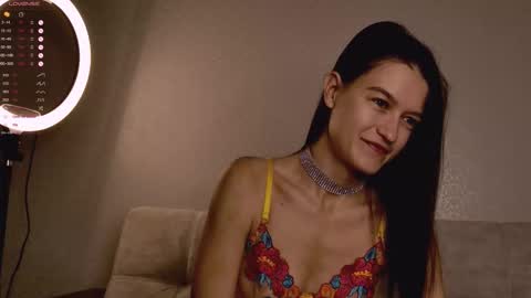 Snapshot of alice__grace_ chatting on October 18, 2025, 7:14 pm your Alice online show from October 18, 2025, 7:14 pm