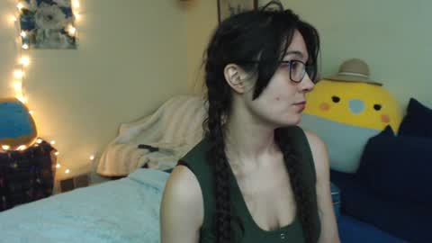 Snapshot of alice_asks chatting on January 17, 2025, 11:51 pm Alice Asks online show from January 17, 2025, 11:51 pm