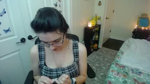 Snapshot of alice_asks chatting on January 10, 2026, 5:20 am Alice Asks online show from January 10, 2026, 5:20 am