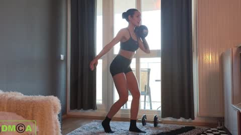 Snapshot of alice_bane chatting on January 6, 2025, 11:07 am A R Y A T I A online show from January 6, 2025, 11:07 am