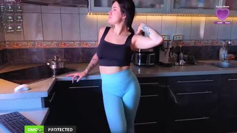 Snapshot of alice_bane chatting on October 29, 2025, 9:44 am A R Y A T I A online show from October 29, 2025, 9:44 am