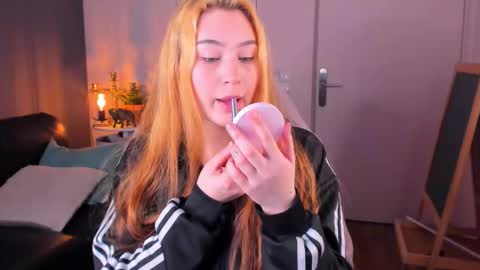 Snapshot of alice_clark13 chatting on November 25, 2025, 10:59 am Alis online show from November 25, 2025, 10:59 am