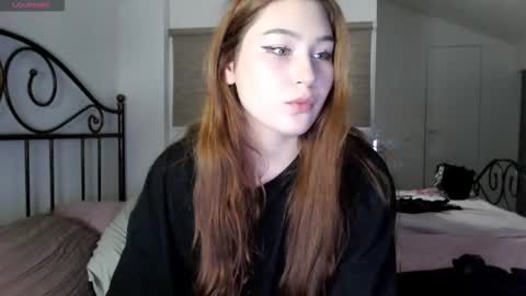 Snapshot of alice_clark13 chatting on March 25, 2026, 10:16 pm Alis online show from March 25, 2026, 10:16 pm