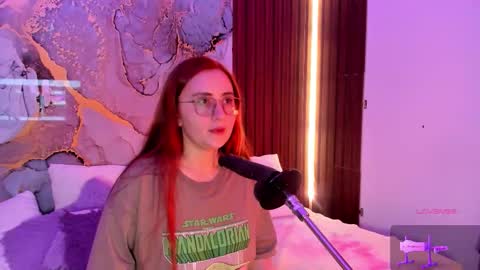 Mey online show from December 22, 2025, 2:30 am