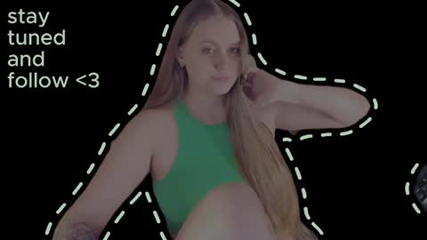 Snapshot of alice_dreamgirl_ chatting on January 25, 2025, 12:05 pm Alice 3 online show from January 25, 2025, 12:05 pm