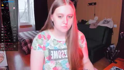 Snapshot of alice_dreamgirl_ chatting on November 23, 2025, 11:54 am Alice 3 online show from November 23, 2025, 11:54 am