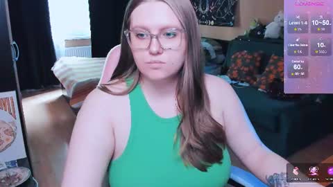 Snapshot of alice_dreamgirl_ chatting on July 4, 2026, 10:43 am Alice 3 online show from July 4, 2026, 10:43 am
