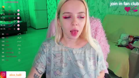 Snapshot of alice_halle chatting on December 2, 2024, 7:16 pm alice_halle online show from December 2, 2024, 7:16 pm