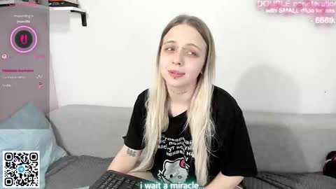 alice_halle online show from January 12, 2026, 5:07 pm