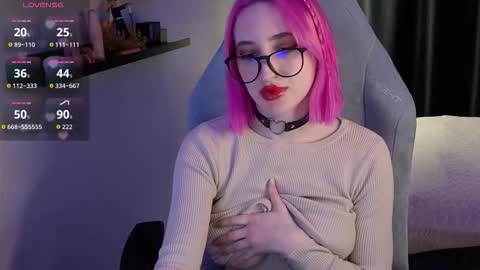 Alice online show from December 4, 2025, 3:21 pm