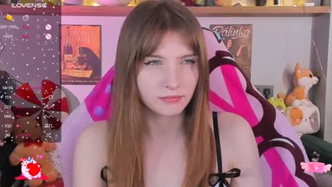 Snapshot of alice_langley chatting on December 18, 2024, 12:51 pm Alice 3 online show from December 18, 2024, 12:51 pm