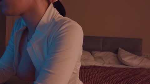 Snapshot of alice_miiiller chatting on September 14, 2025, 1:38 am Alice online show from September 14, 2025, 1:38 am