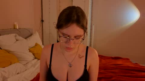 Alice online show from December 14, 2025, 10:09 am