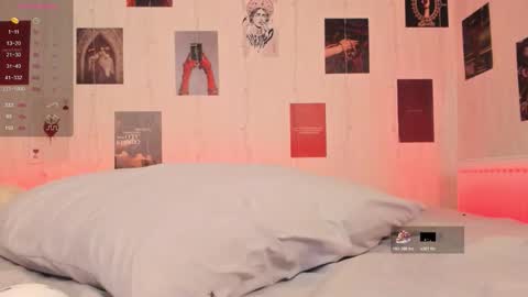 Snapshot of alice_moonshard chatting on December 20, 2025, 12:56 pm Alice online show from December 20, 2025, 12:56 pm