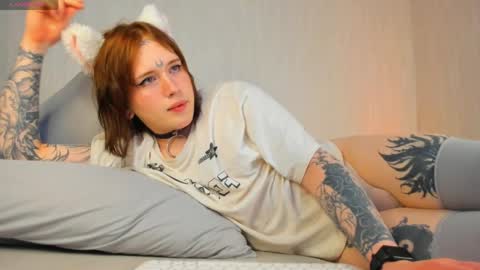 Snapshot of alice_moonshard chatting on April 25, 2026, 12:19 pm Alice online show from April 25, 2026, 12:19 pm
