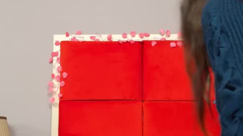 AliceMunro online show from February 18, 2025, 4:48 pm